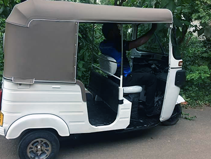 tuktuktransport2